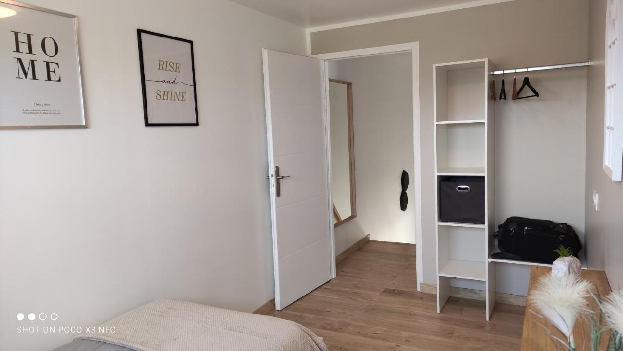 La Pause Au Cub, Maison Cubique Tout Confort Hinges Eksteriør billede